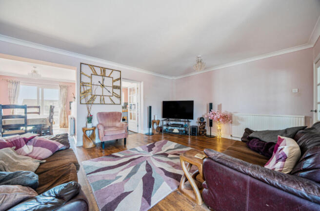 1321347-12-686fc1...