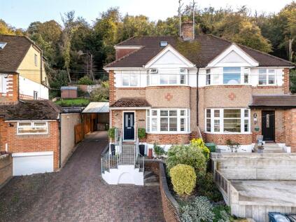 Keep Hill Drive, High Wycombe