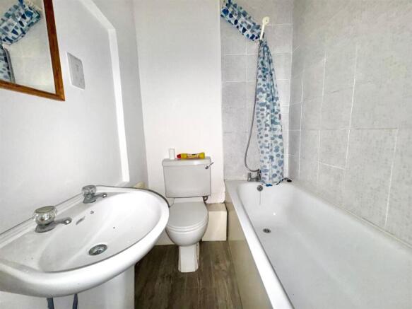 WhatsApp Image 2026-02-19 at 16.20.57 (5).jpeg