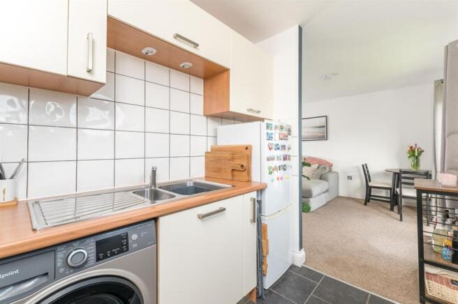 1 bed Apartment for sale Image 10