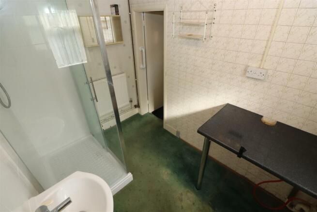 Shower / Utility Room