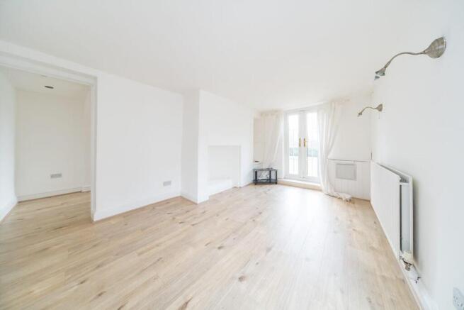 4 Mill Lane lounge 2.jpg