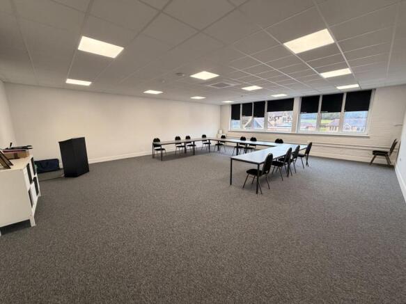 Internal (Suite 2).jpeg