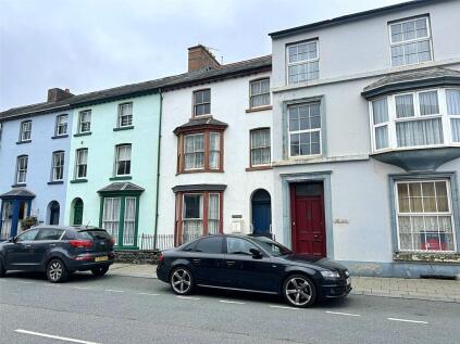 High Street, Tywyn, Gwynedd, LL36