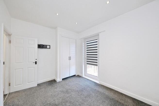 3 bed Semi-Detached for sale Image 10
