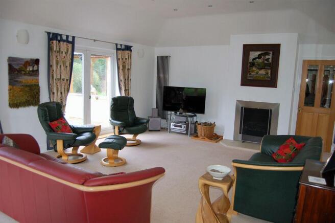 SITTING ROOM