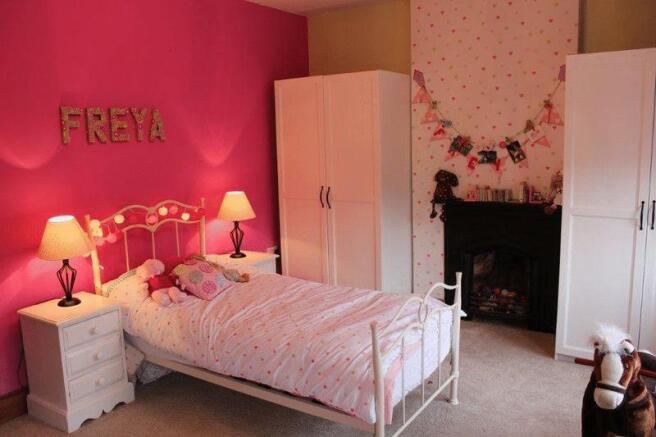Photo 9