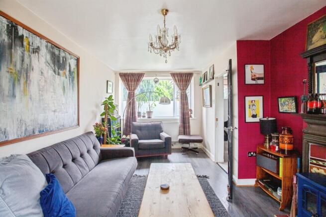3 bed Semi-Detached for sale Image 5
