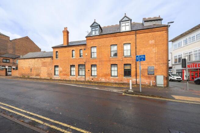 5 High Street ¿ Side Elevation