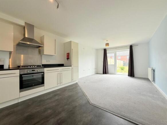 Kitchen & living area