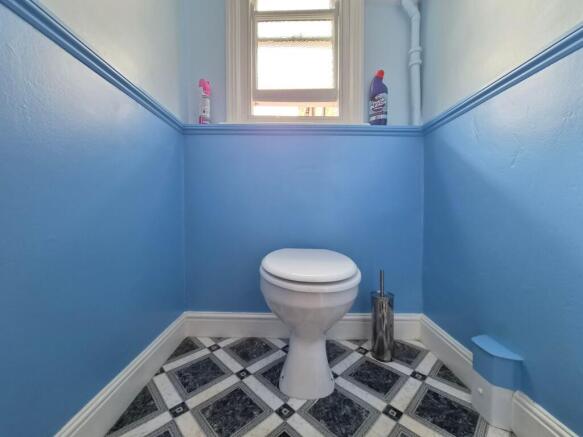 4 bed Terraced for sale Image 9
