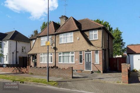 Queens Walk, Harrow