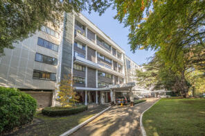 51, High Point 2, North Hill, Hornsey, London N6 4AZ