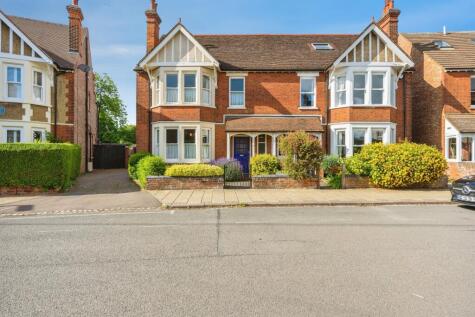 Beverley Crescent, Bedford