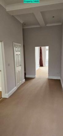 2 bed Apartment to rent Image 9