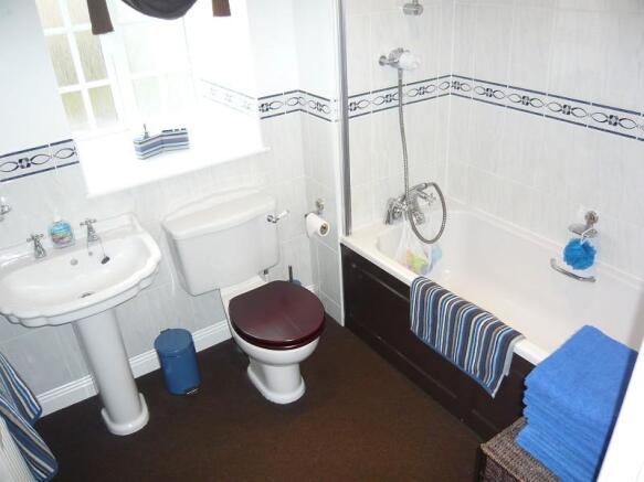 En-suite Bathroom
