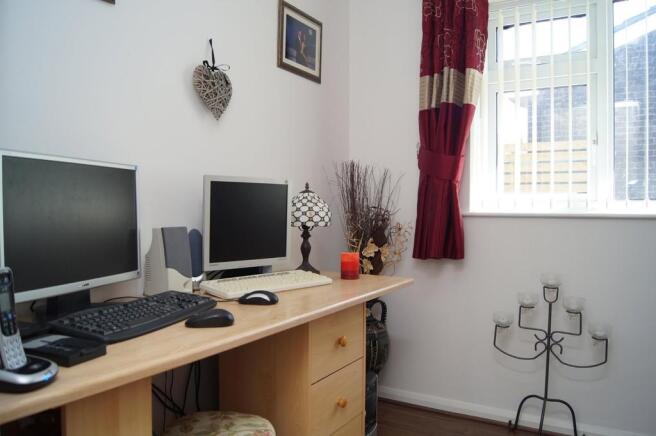 Photo 10