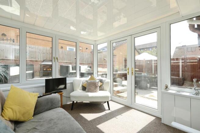 2 bed Detached Bungalow for sale Image 6