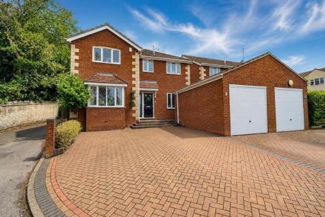 Brooke Close, Rushden, Northamptonshire NN10