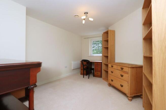 2 bed Retirement Property for sale Image 7