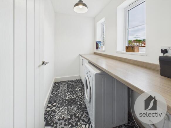 3 bed Semi-Detached for sale Image 7