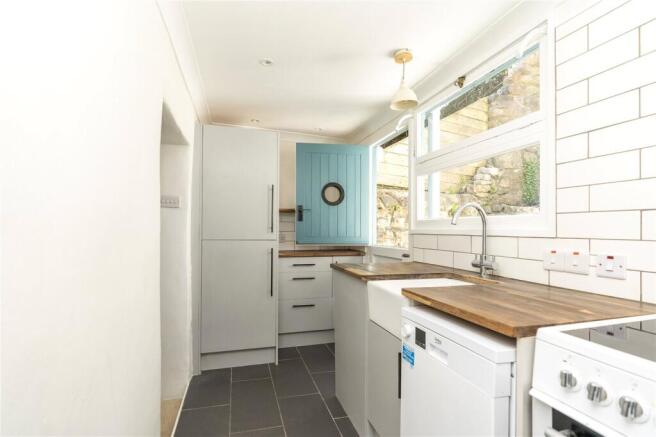 Lower Chywoone Hill, Newlyn, Cornwall, TR18 photo 4