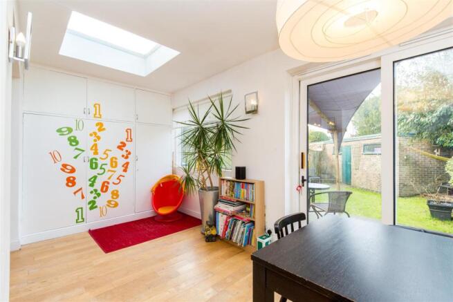 5 Rectory Close-19.jpg