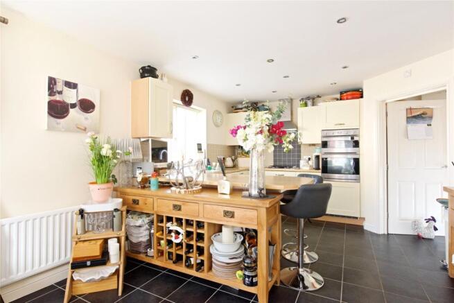 Kitchen/Dining