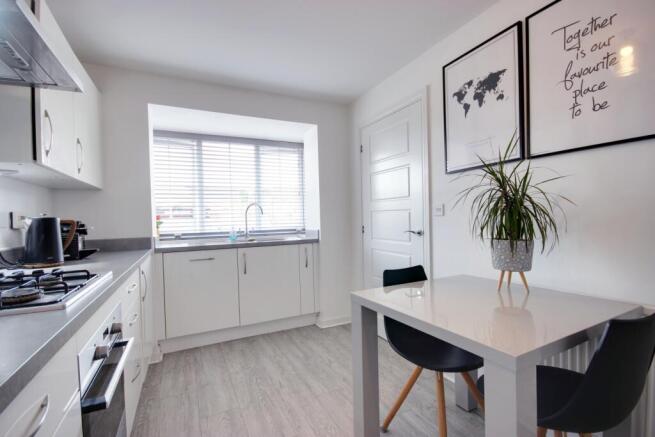 4 bed Terraced for sale Image 11