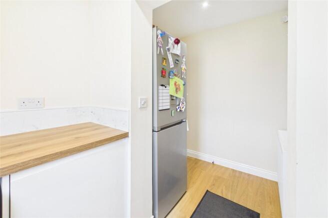 4 bed Detached for sale Image 12