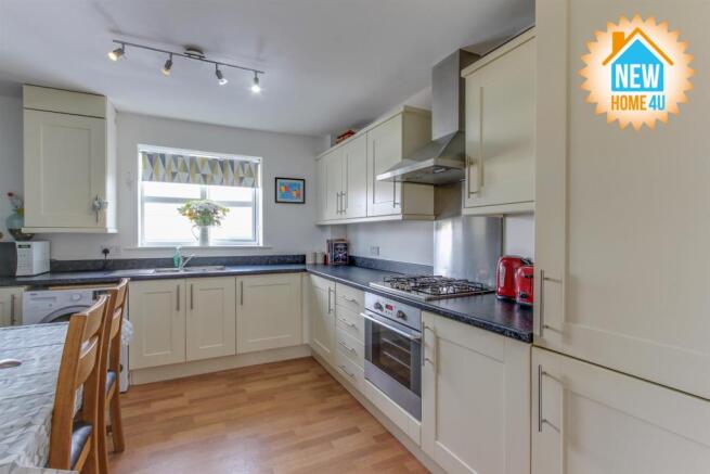 KITCHEN: