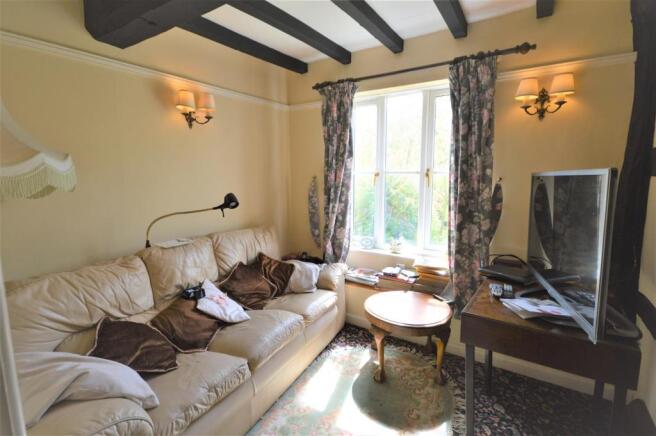 SITTING ROOM