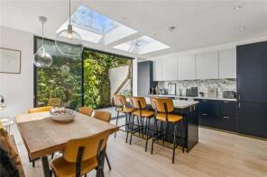 Flat C, 32, Princess Road, London NW1 8JL
