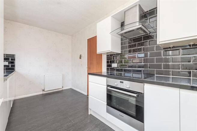 Kitchen/Dining Area