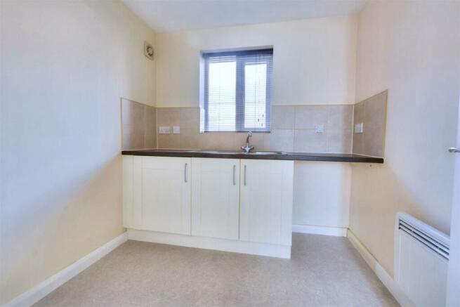 Utility Room_1.jpeg