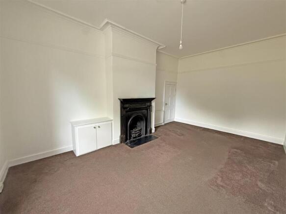 Fenwick Terrace Lounge Pic 2.jpg