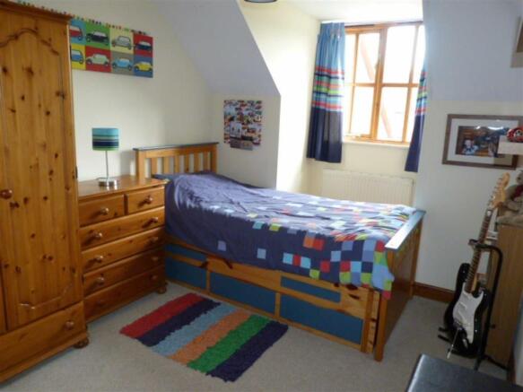 Photo 11