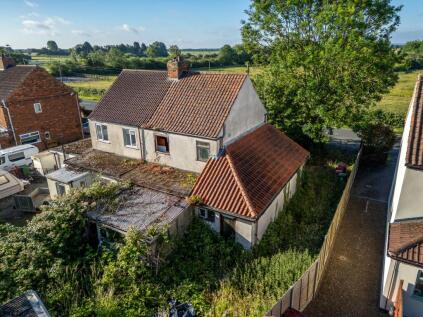 78 Doncaster Road, Westwoodside, Doncaster DN9 2EE