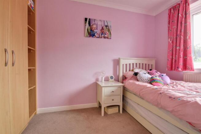 Bedroom Three (fitted warbobes)
