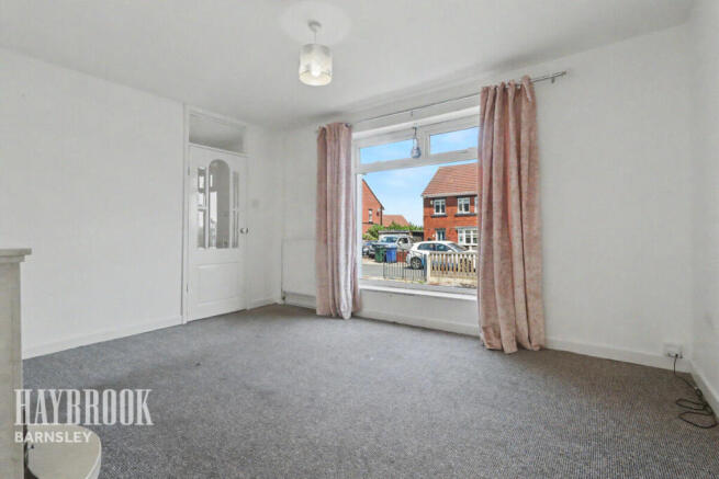 3 bed Semi-Detached for sale Image 5