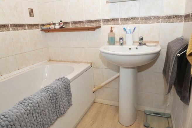Photo 12