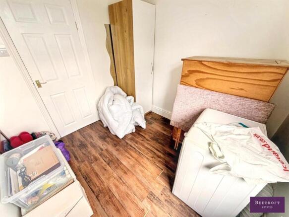 3 bed Terraced for sale Image 8