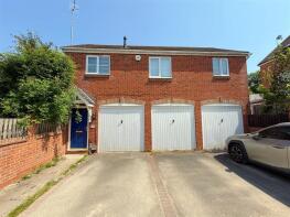 3, Burns Close, Stratford-upon-avon CV37 7LU