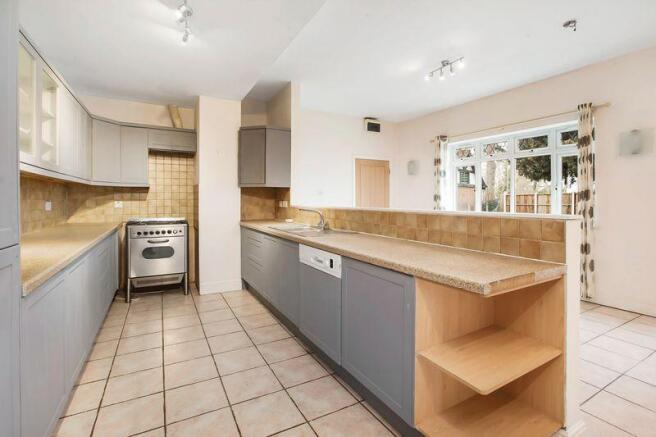 kitchen/family...