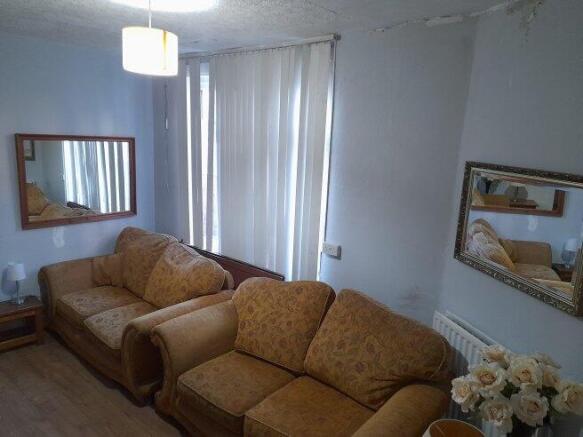 lothian-road-ts4-2hs-1061788