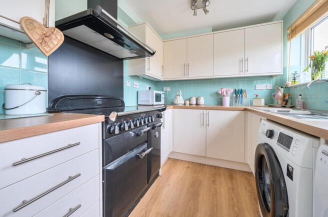 1433978-8-69c15e3...