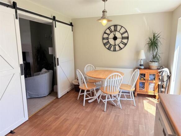2 bed Terraced for sale Image 10