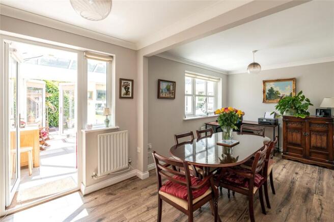 4 bed Detached for sale Image 6