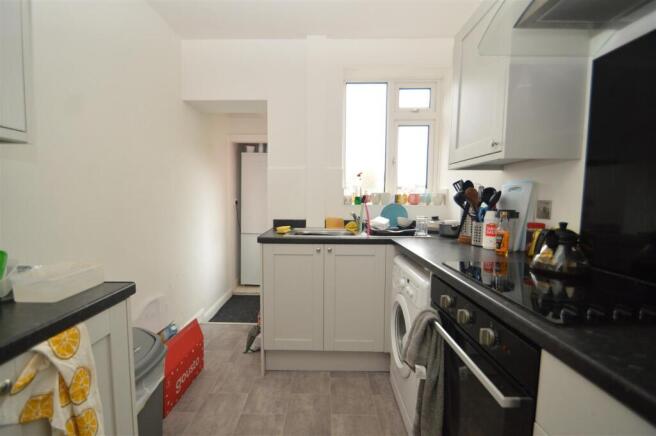 8 Fifth Avenue (1).JPG