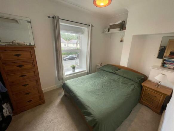 bedroom.jpg